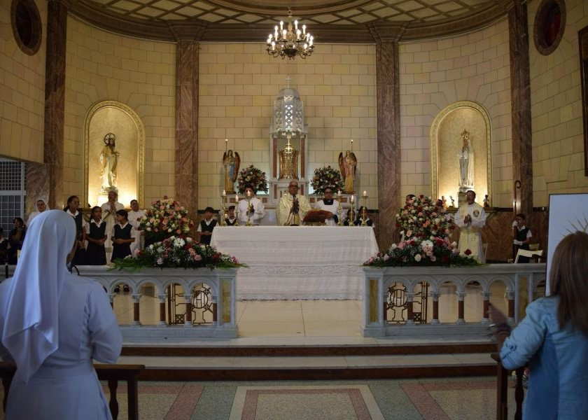 Misa en acción de gracias por la canonización de la Madre Carmen